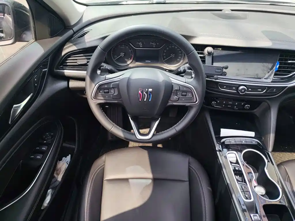 Buick Regal — фото 3