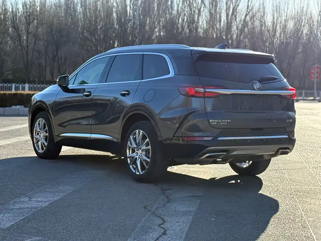 Buick Enclave — фото 4