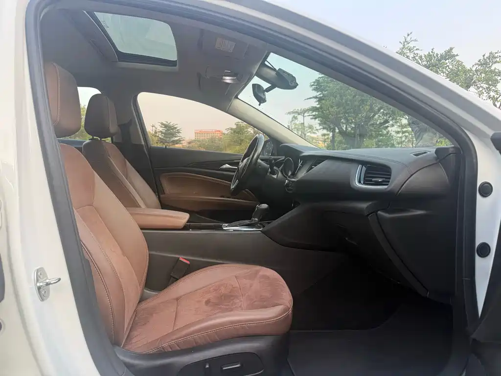 Buick Regal — фото 4