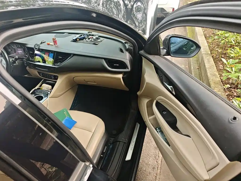 Buick Regal — фото 20