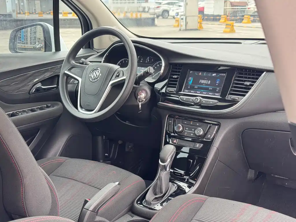 Buick Encore — фото 7