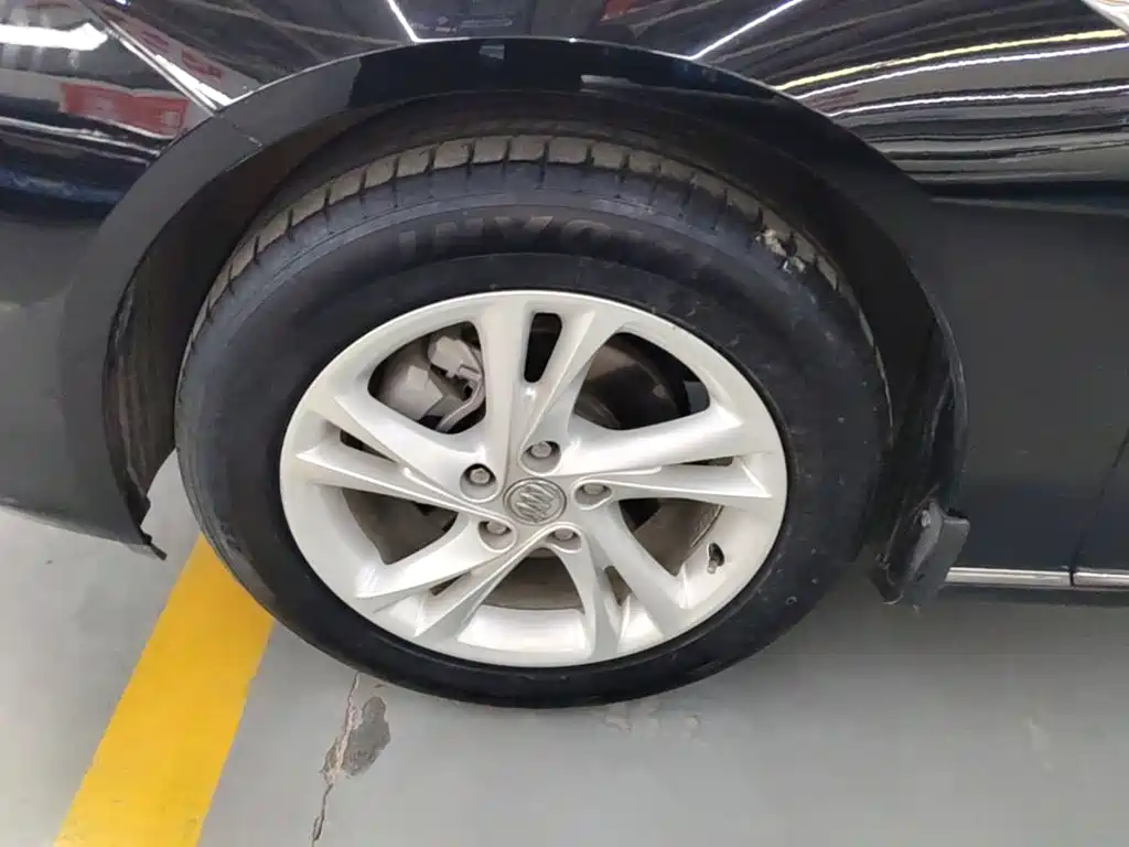 Buick Regal — фото 23
