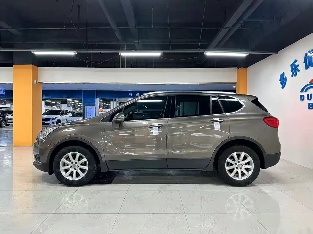 Buick Envision Plus — фото 9