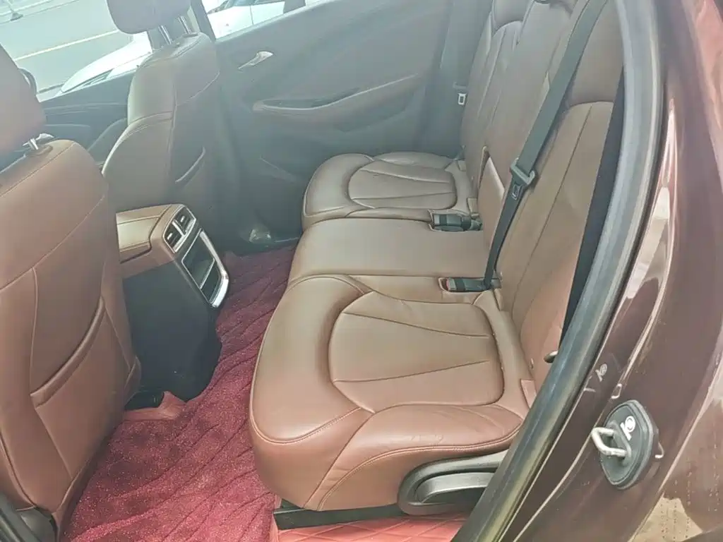Buick Envision Plus — фото 17