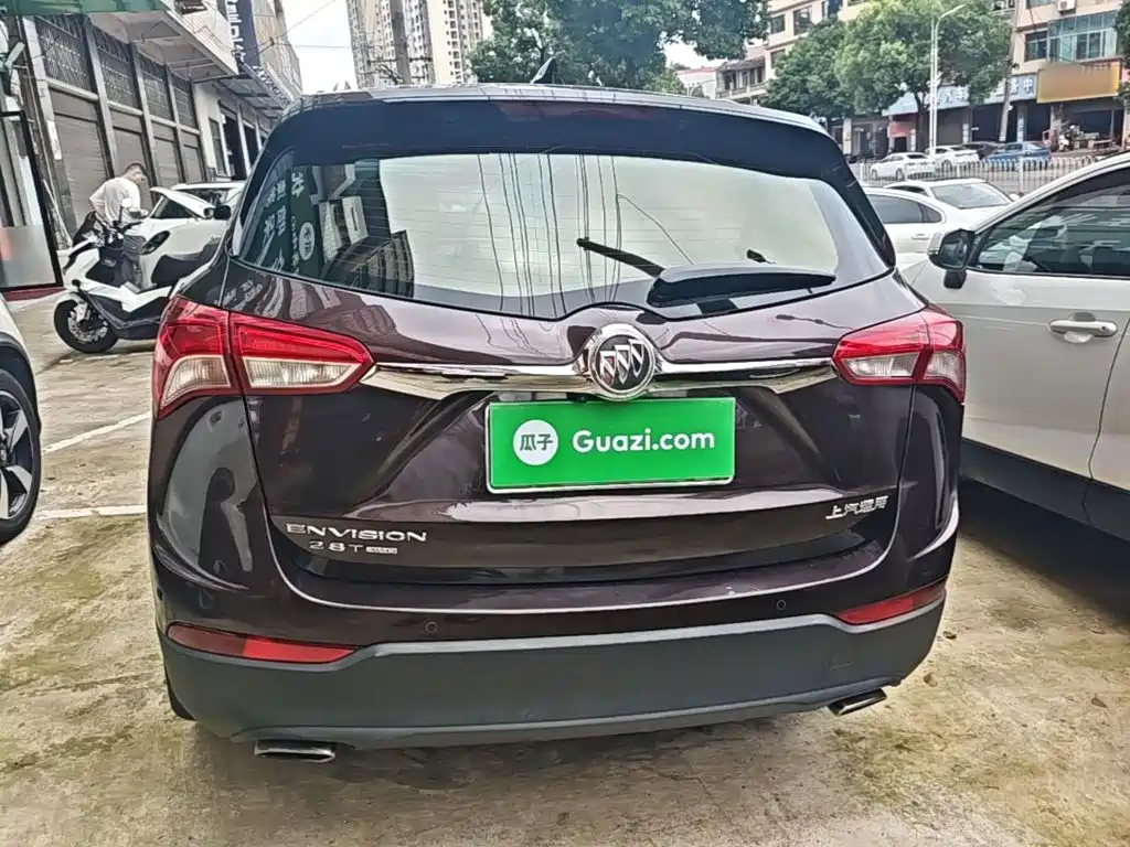 Buick Envision Plus — фото 6