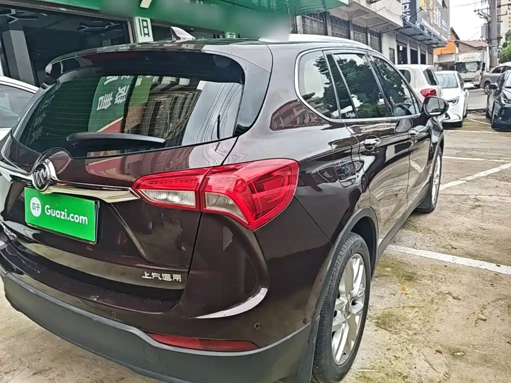 Buick Envision Plus — фото 7