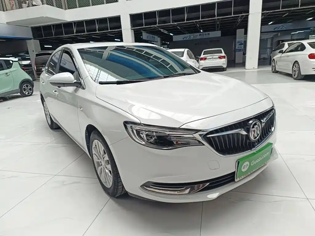 Buick Excelle — фото 4