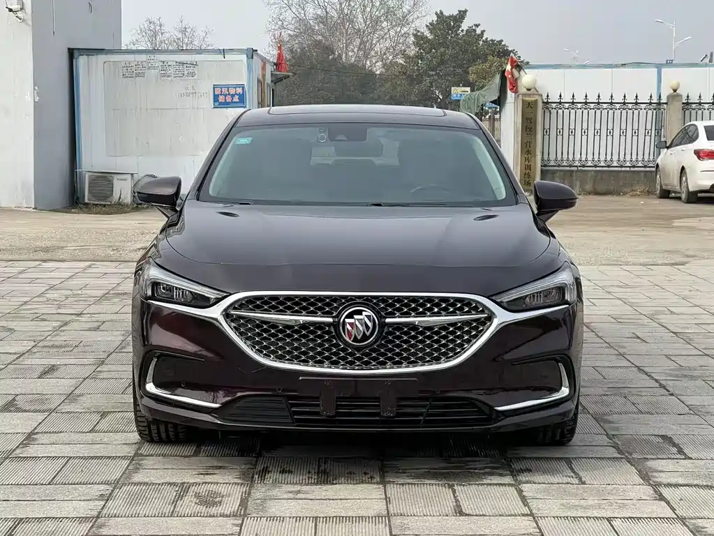 Buick LaCrosse — фото 2