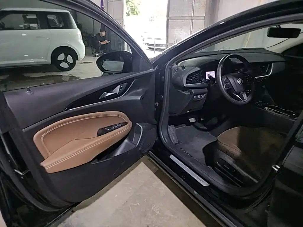 Buick Regal — фото 16