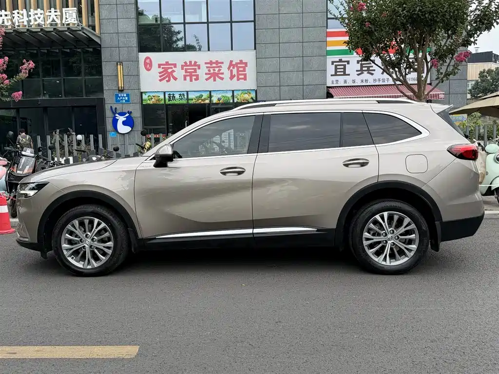 Buick Envision Plus — фото 3