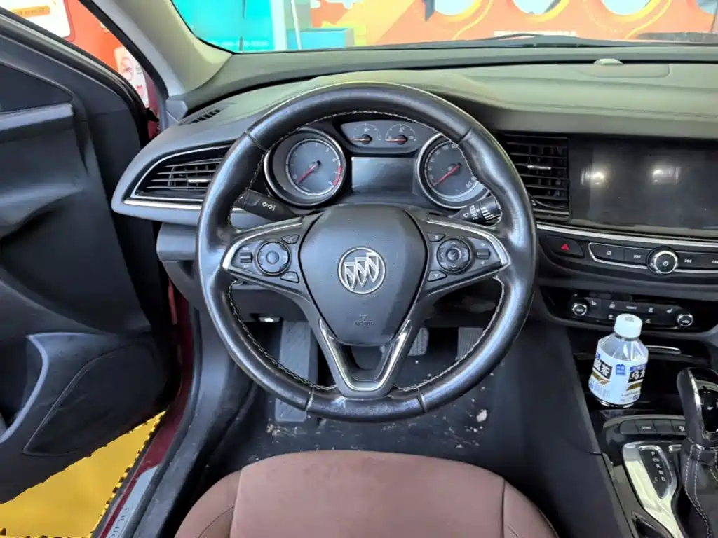 Buick Regal — фото 11