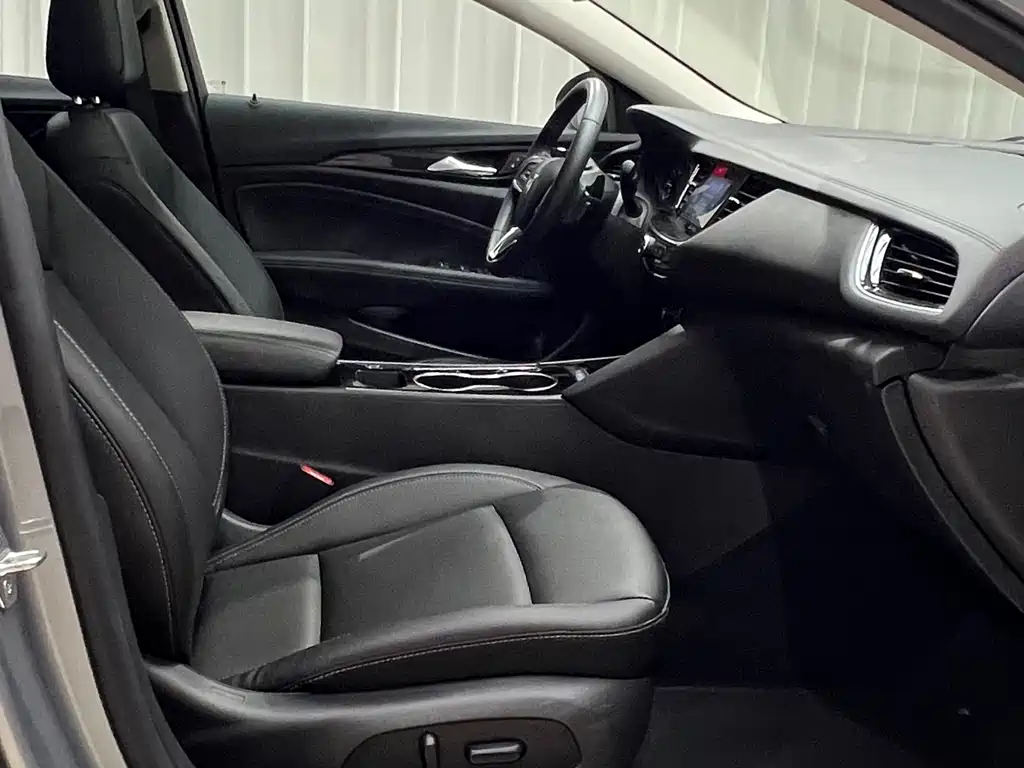 Buick Regal — фото 20