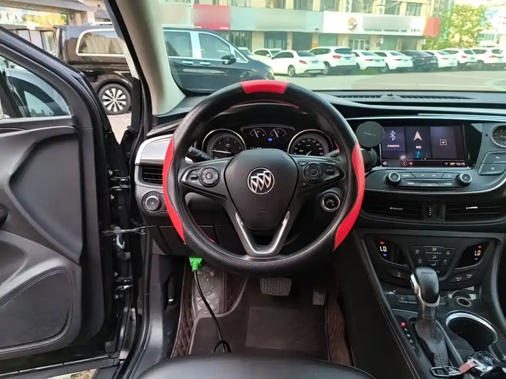 Buick Envision Plus — фото 7