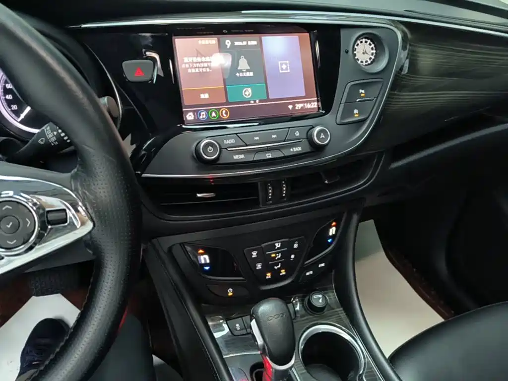 Buick Envision Plus — фото 13