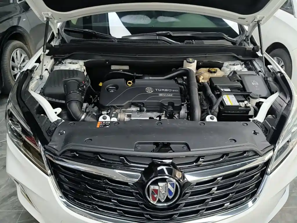 Buick Envision Plus — фото 20
