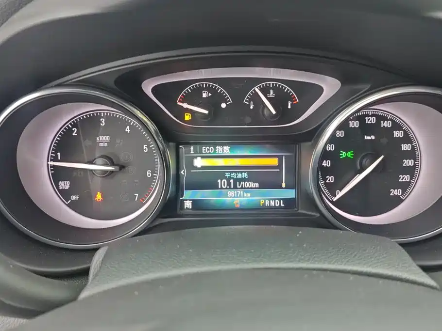 Buick Envision Plus — фото 14
