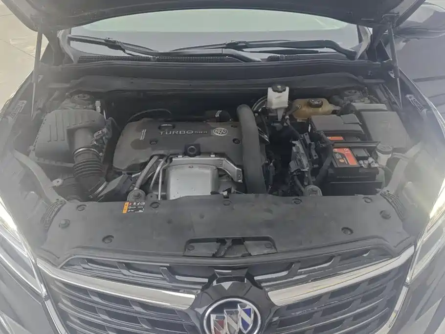 Buick Envision Plus — фото 10