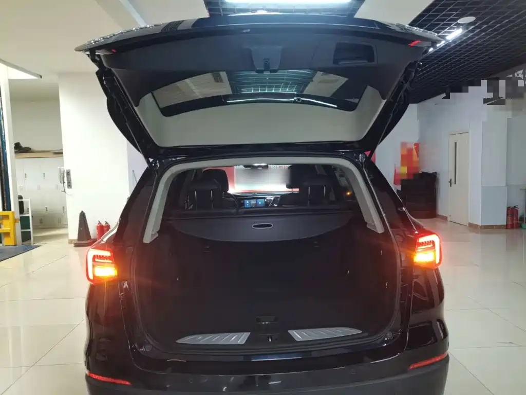 Buick Envision Plus — фото 18