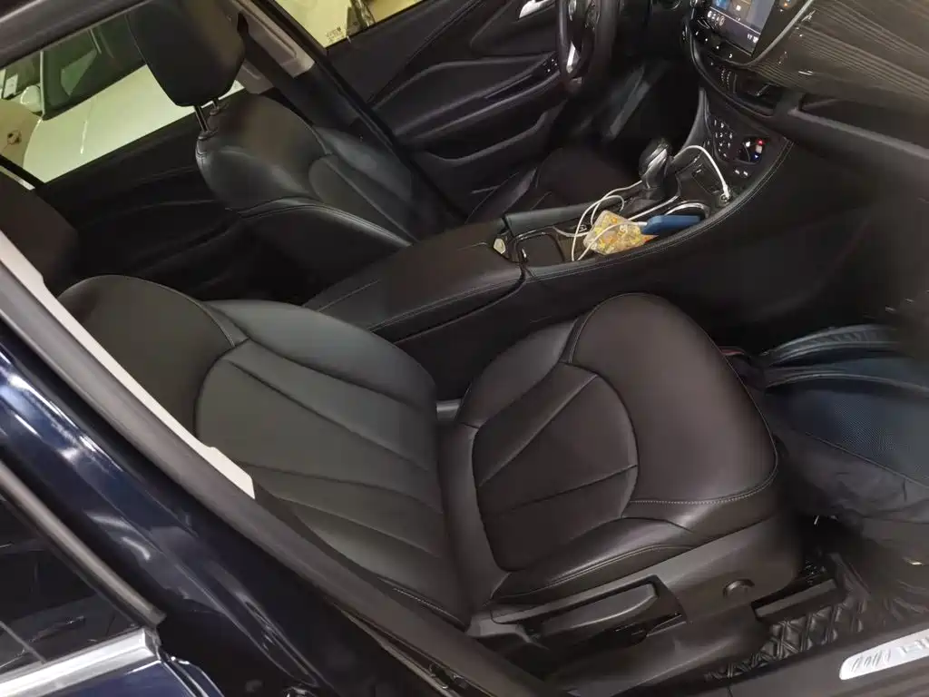 Buick Envision Plus — фото 4