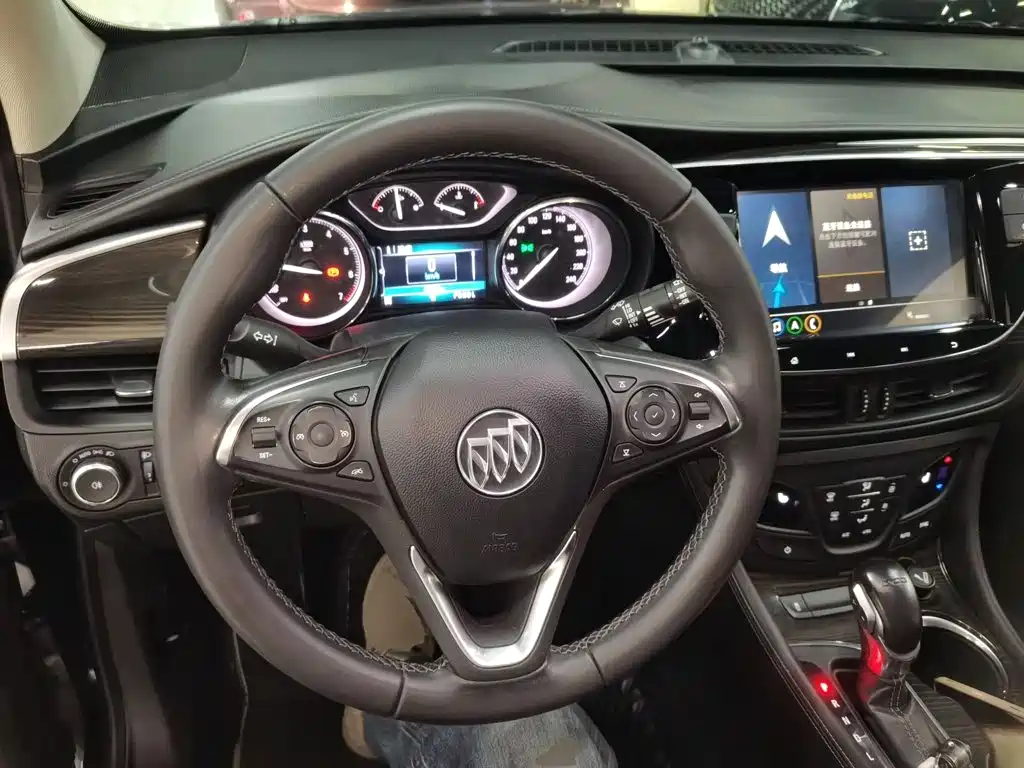 Buick Envision Plus — фото 7