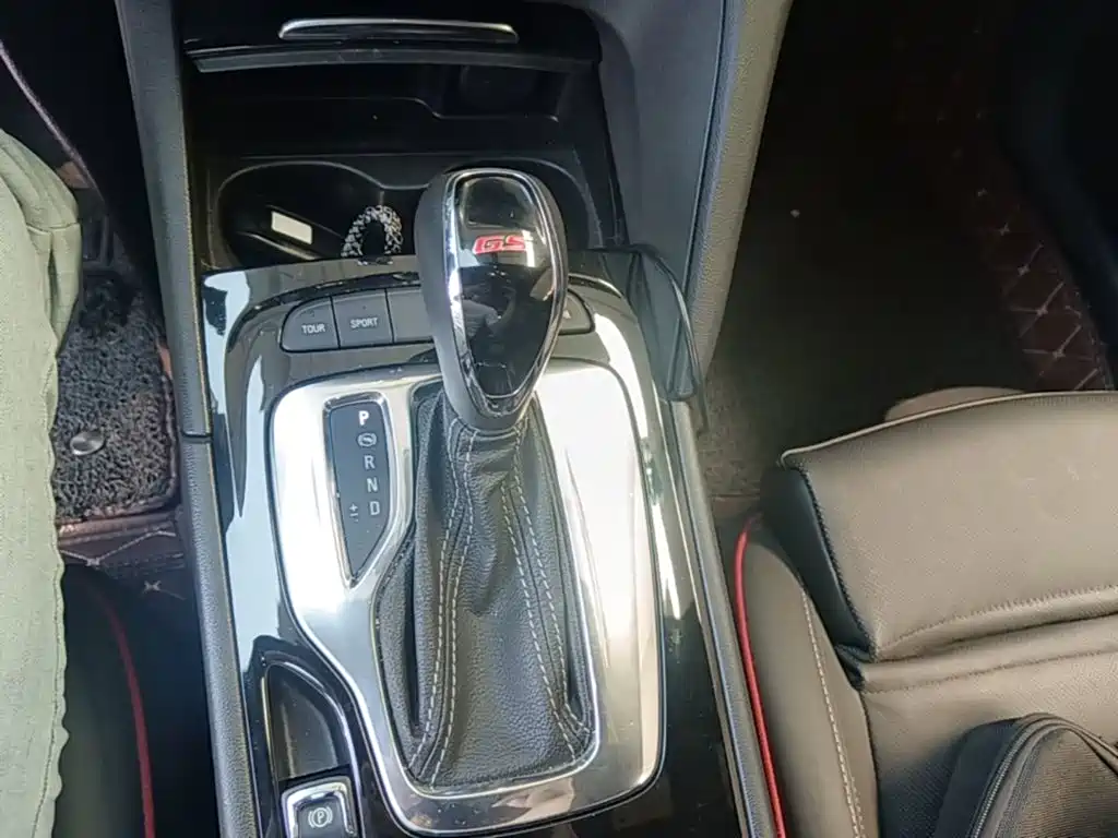 Buick Regal — фото 14