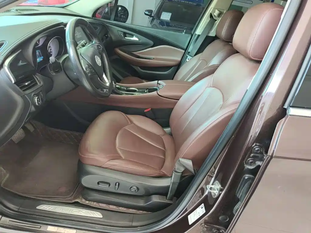 Buick Envision Plus — фото 15