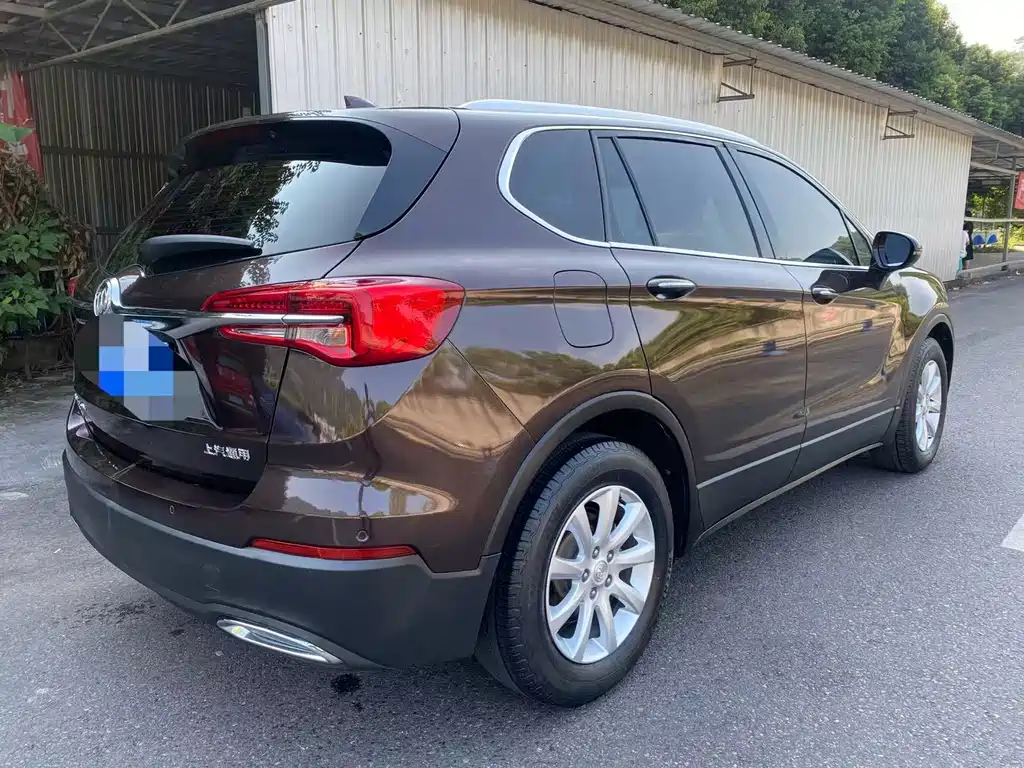 Buick Envision Plus — фото 10
