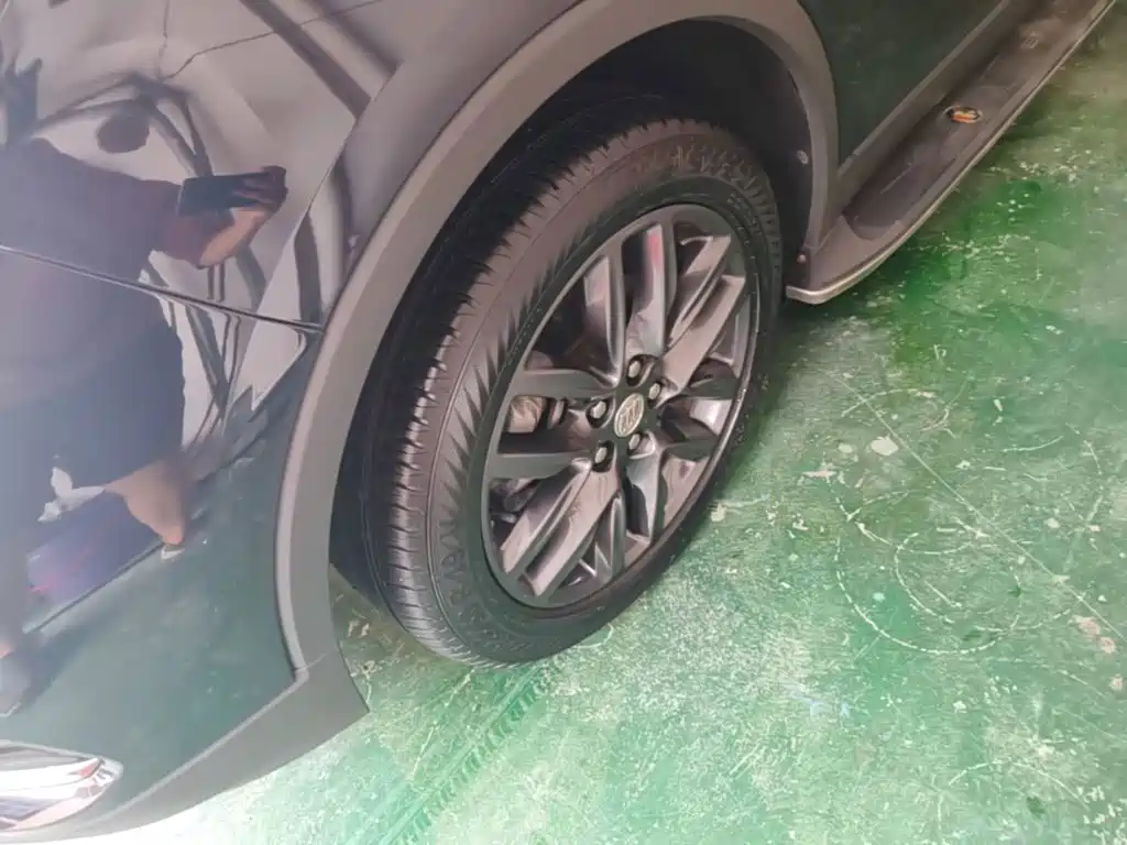 Buick Envision Plus — фото 23