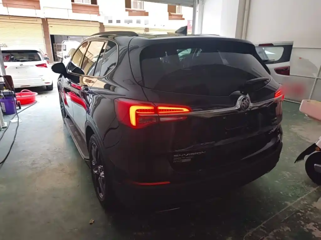 Buick Envision Plus — фото 5