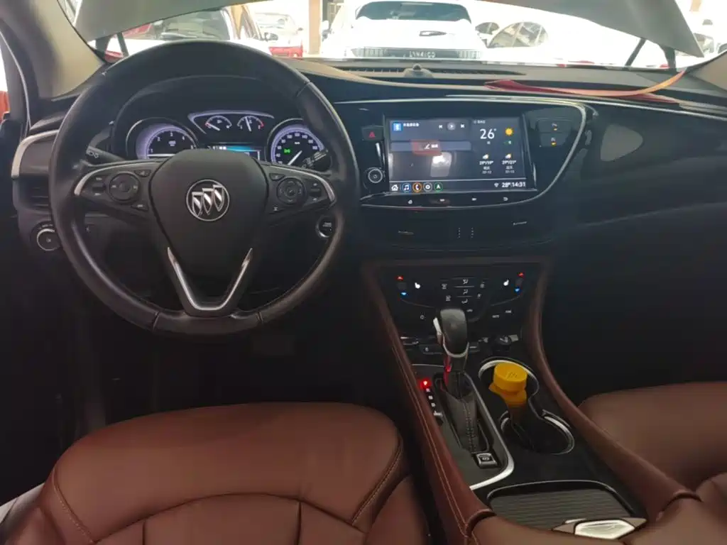 Buick Envision Plus — фото 10