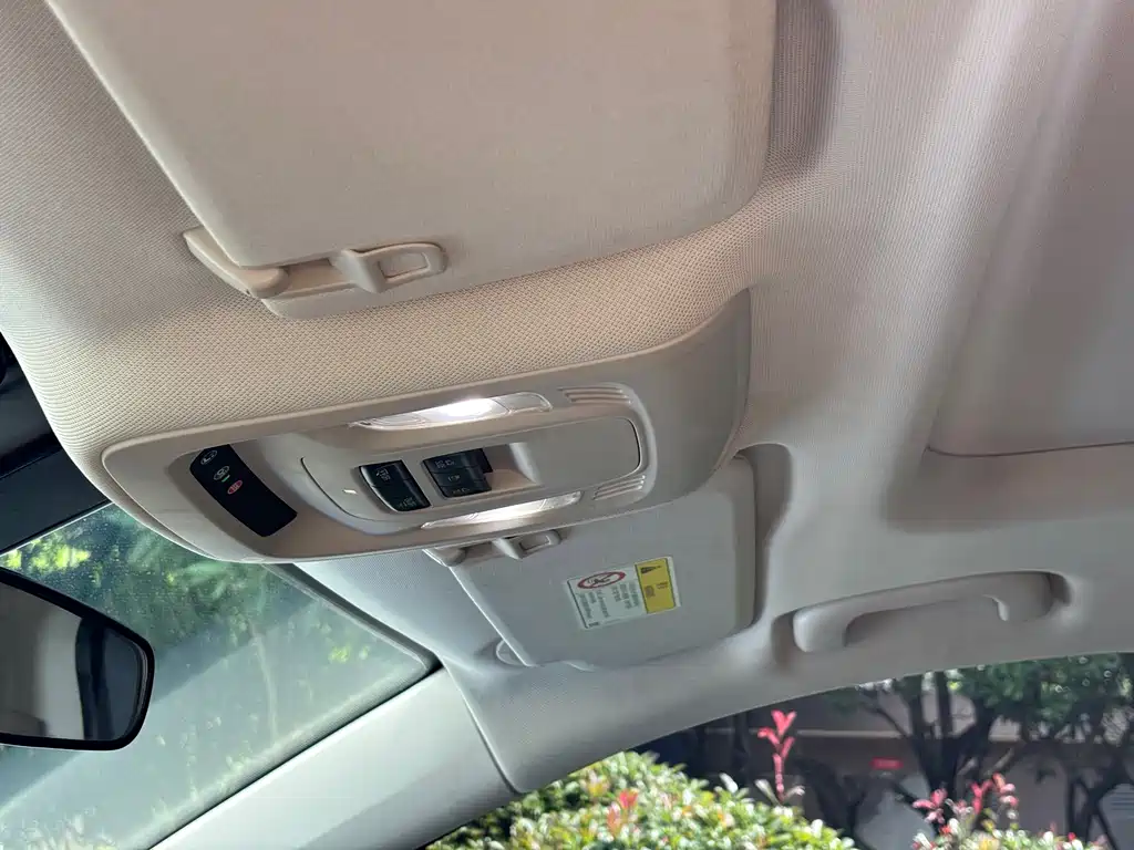 Buick Envision S — фото 9