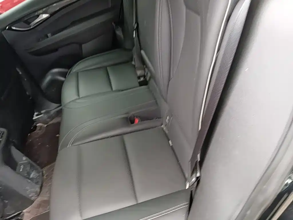 Buick Envision Plus — фото 17
