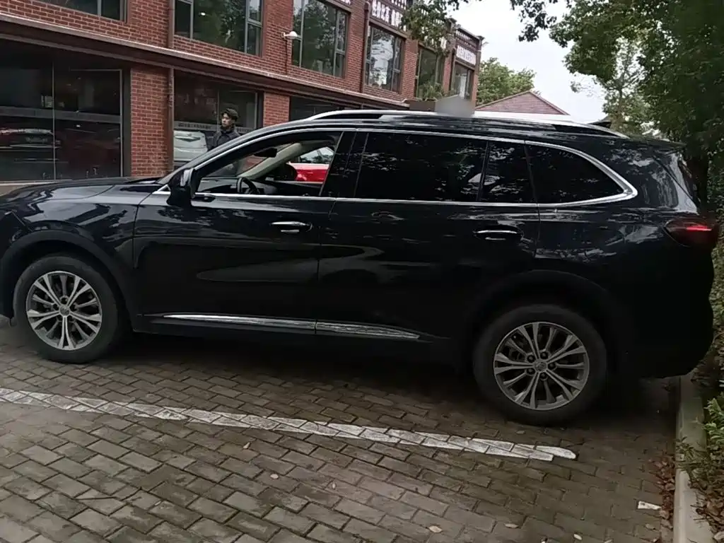 Buick Envision Plus — фото 5