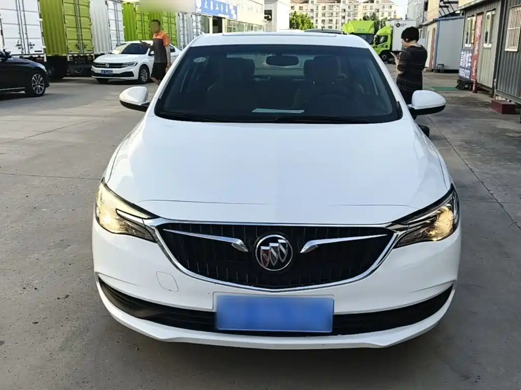 Buick Excelle — фото 3