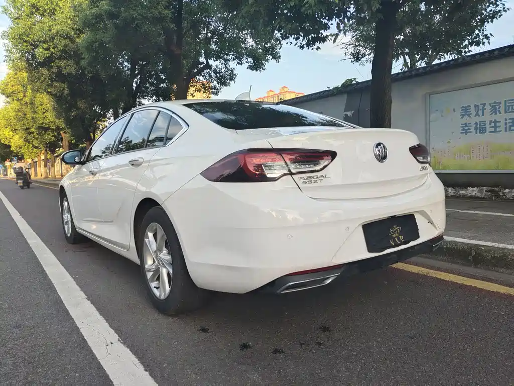 Buick Regal — фото 7
