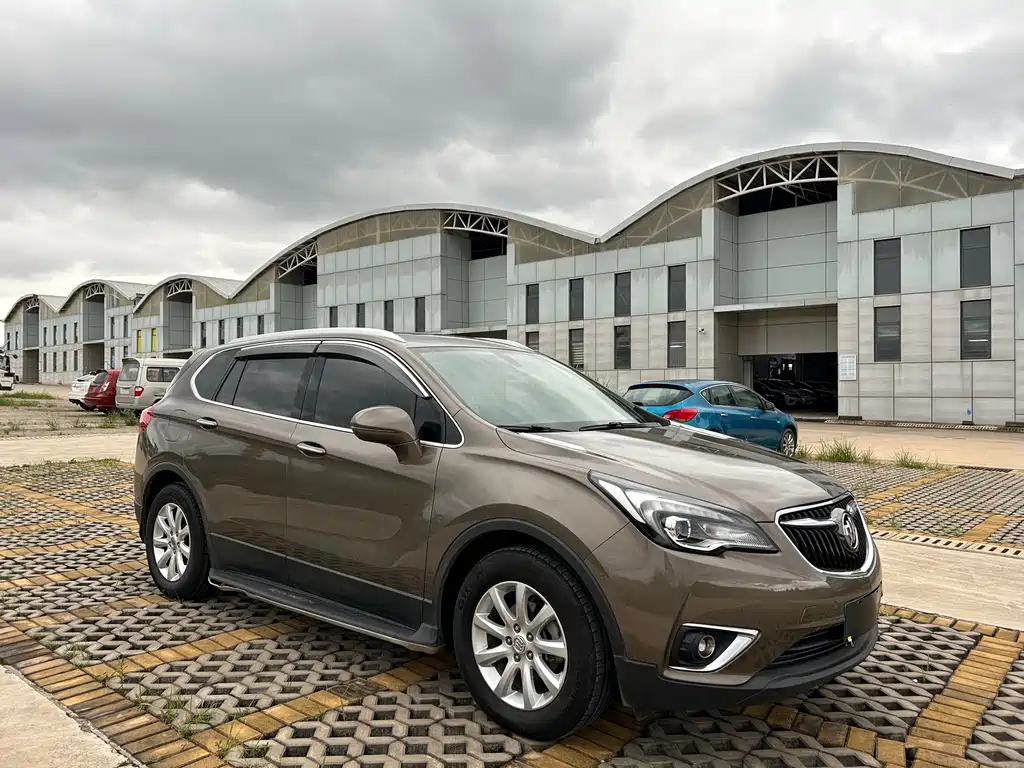 Buick Envision Plus — фото 3