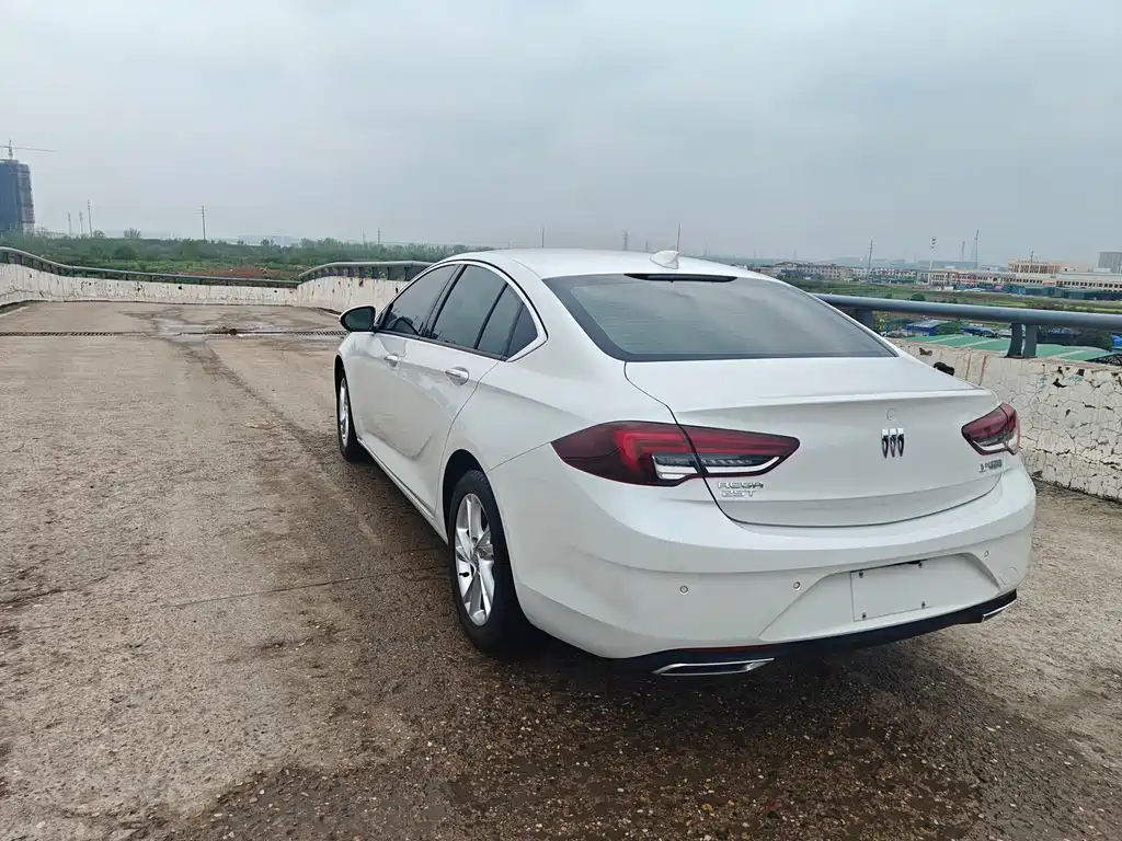 Buick Regal — фото 4