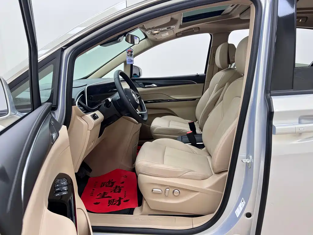 Buick GL8 Hybrid — фото 15