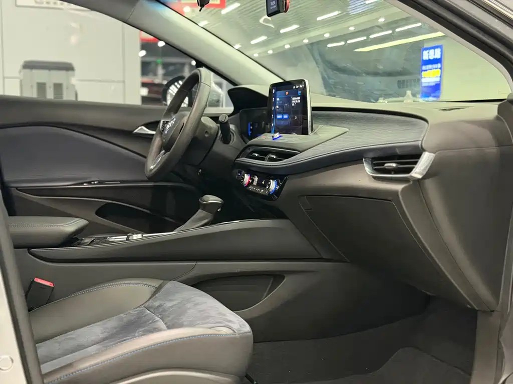 Buick Velite 6 — фото 9