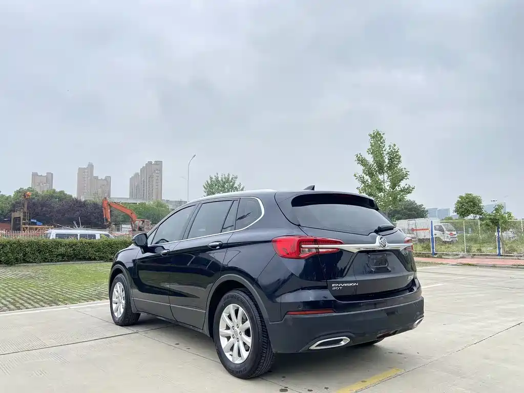Buick Envision Plus — фото 5