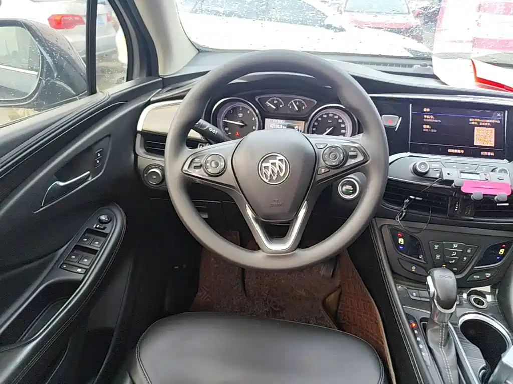 Buick Envision Plus — фото 11