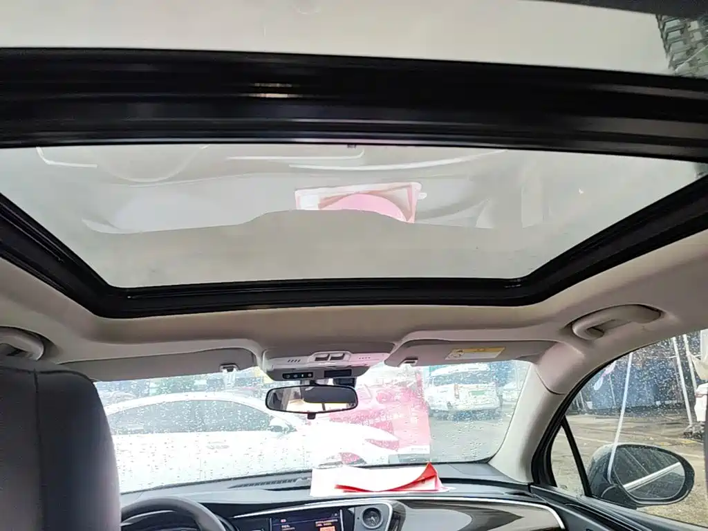 Buick Envision Plus — фото 18