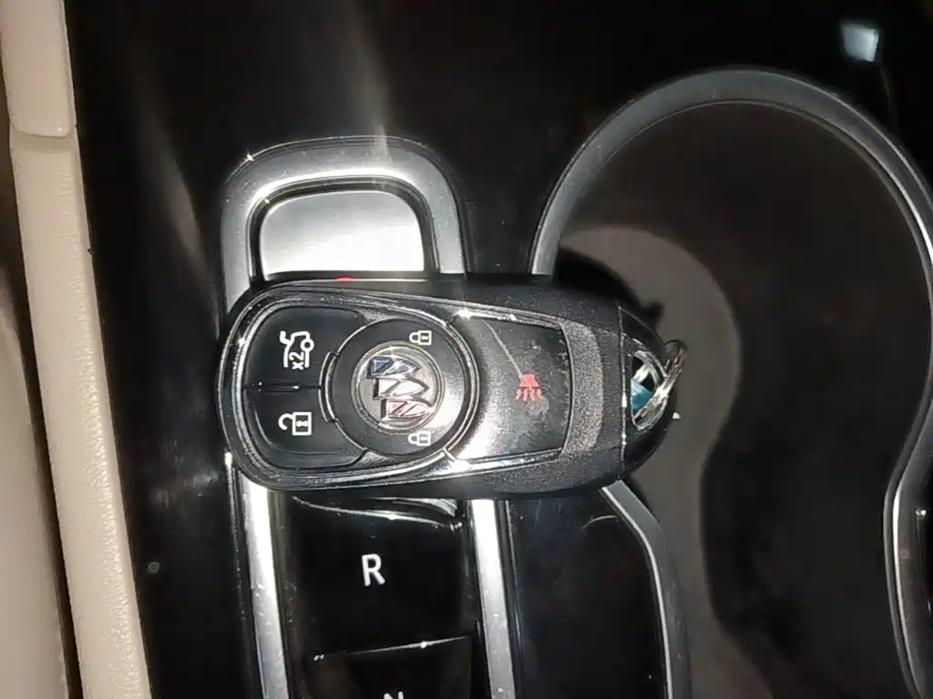 Buick Regal — фото 9