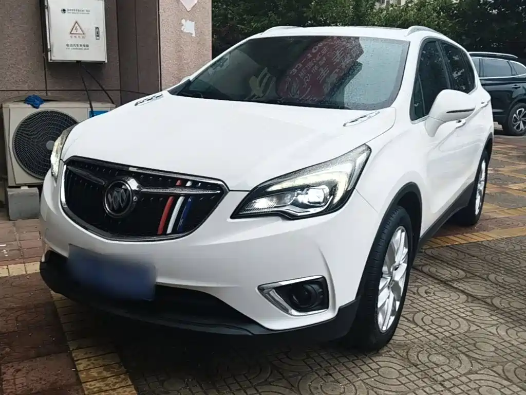 Buick Envision Plus — фото 2