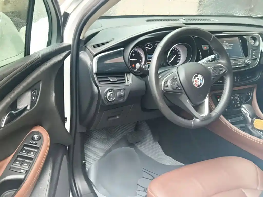 Buick Envision Plus — фото 16