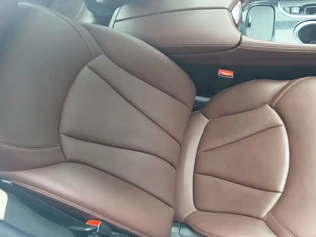 Buick Envision Plus — фото 25