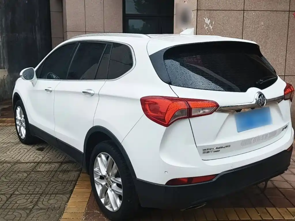 Buick Envision Plus — фото 5