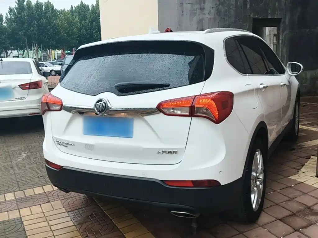 Buick Envision Plus — фото 7
