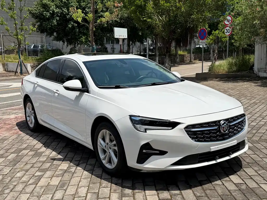 Buick Regal — фото 2