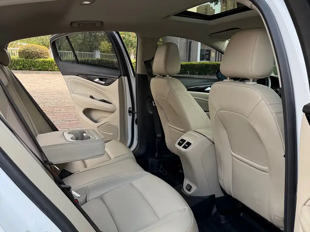 Buick Regal — фото 11